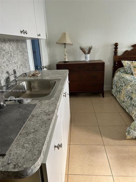 В аренду: $1,300 (0 спален, 1 ванн, 520 Квадратных фут)