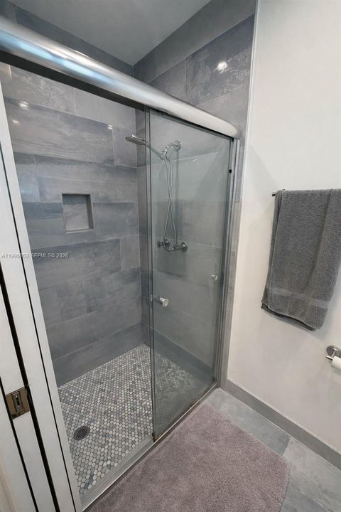 Activo con contrato: $640,000 (3 camas, 2 baños, 1724 Pies cuadrados)