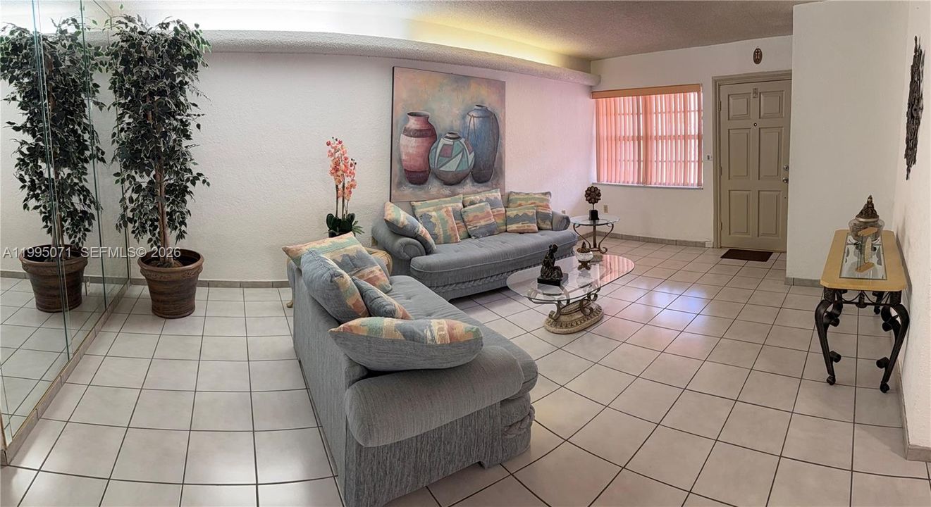 En Venta: $475,000 (3 camas, 2 baños, 1151 Pies cuadrados)