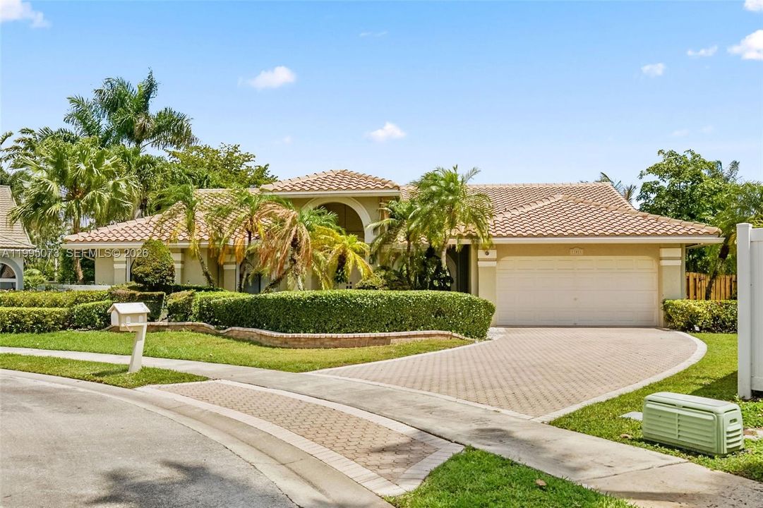 Vendido Recientemente: $1,199,000 (4 camas, 2 baños, 2803 Pies cuadrados)