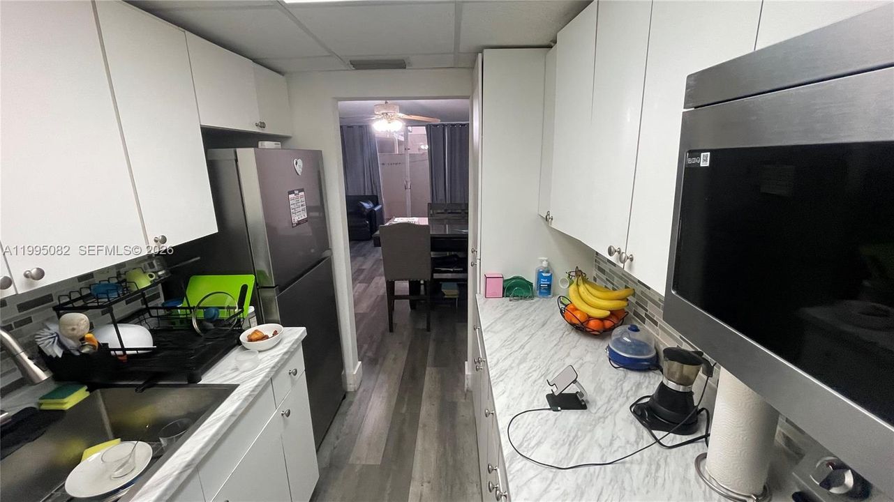 В аренду: $1,975 (1 спален, 1 ванн, 725 Квадратных фут)