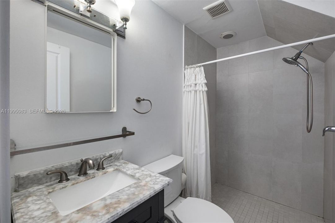 For Sale: $1,950,000 (4 beds, 3 baths, 1808 Square Feet)