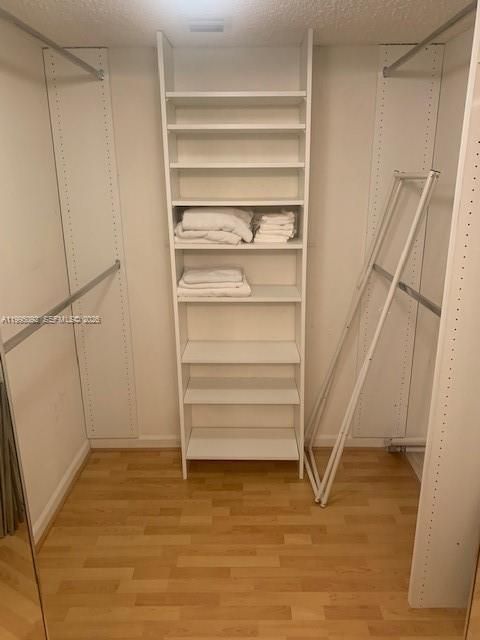 En Venta: $129,900 (2 camas, 2 baños, 1294 Pies cuadrados)