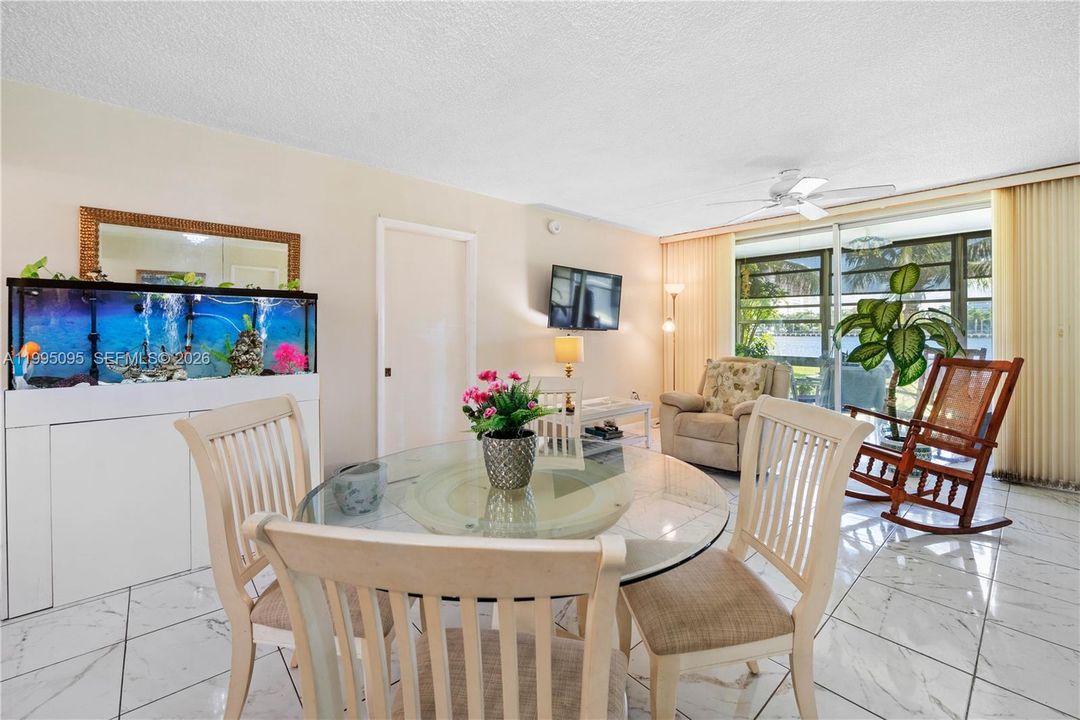 For Sale: $175,000 (1 beds, 1 baths, 768 Square Feet)