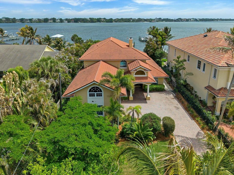 35-881 SE St Lucie Blvd-35