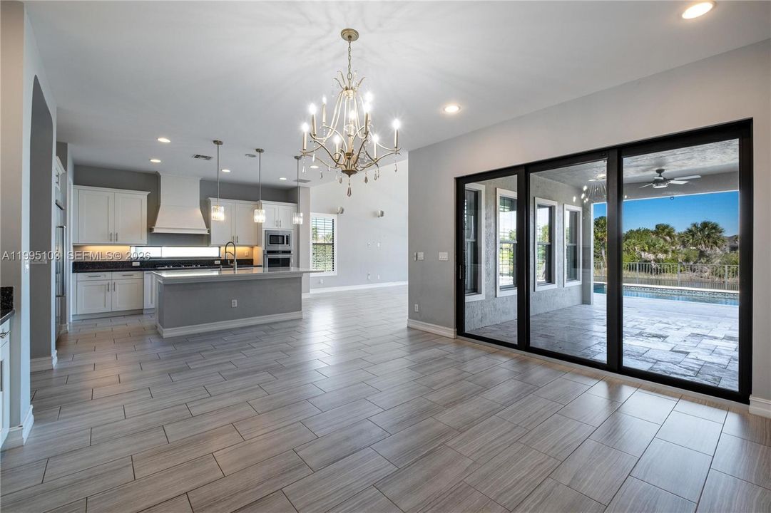 For Sale: $1,725,000 (5 beds, 5 baths, 3695 Square Feet)