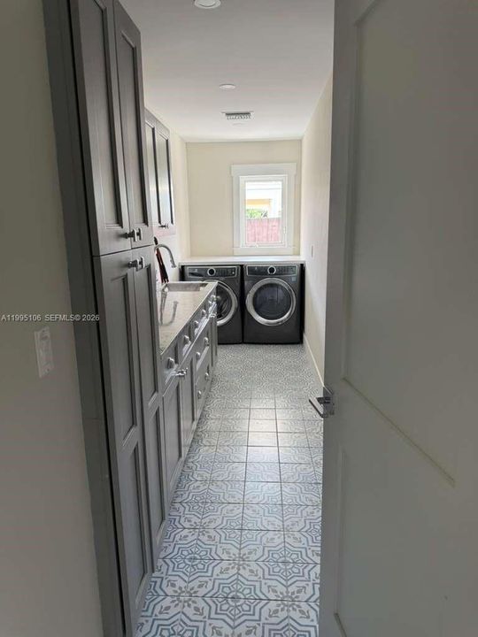 Недавно арендовано: $7,000 (3 спален, 3 ванн, 2246 Квадратных фут)