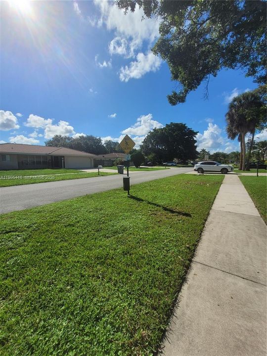 For Rent: $3,600 (5 beds, 3 baths, 1697 Square Feet)