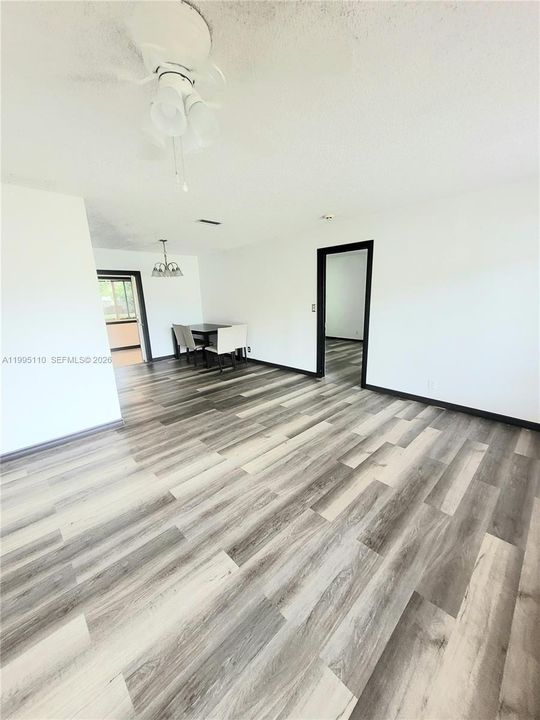 For Rent: $3,600 (5 beds, 3 baths, 1697 Square Feet)