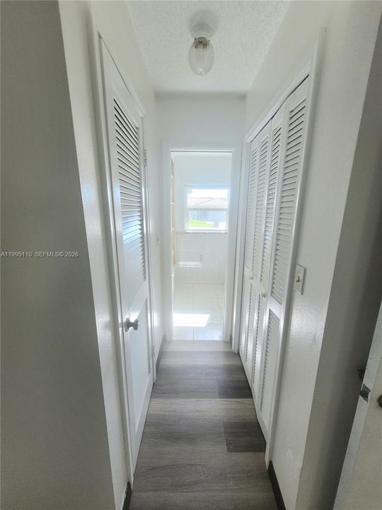 For Rent: $3,600 (5 beds, 3 baths, 1697 Square Feet)