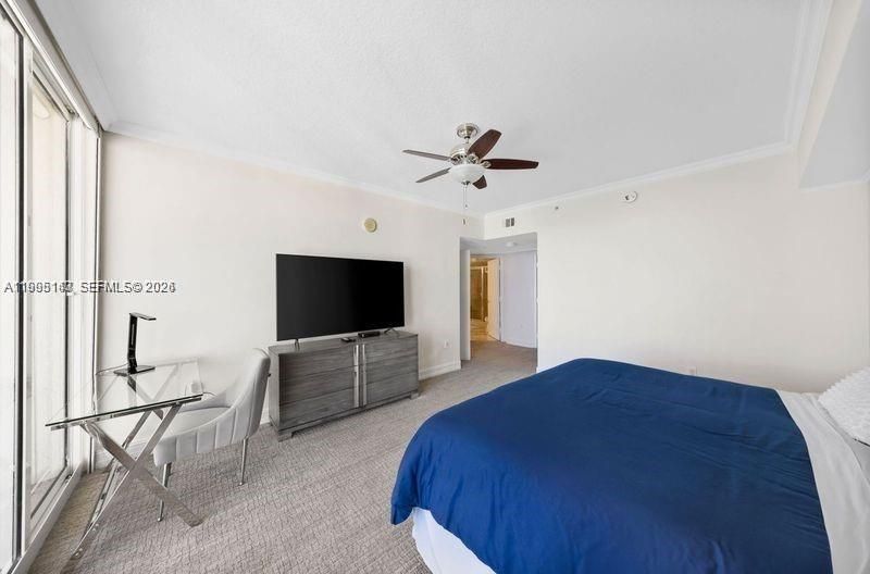 For Sale: $1,050,000 (2 beds, 2 baths, 1637 Square Feet)