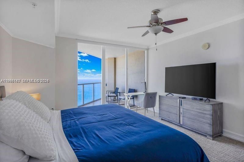 For Sale: $1,050,000 (2 beds, 2 baths, 1637 Square Feet)