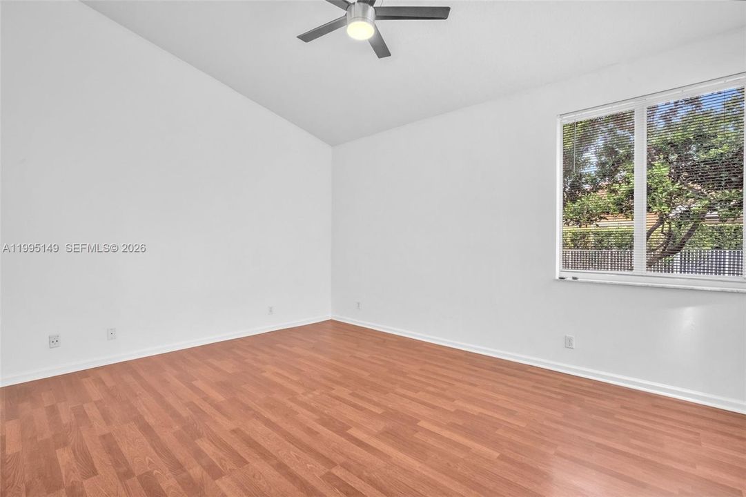 En Renta: $3,700 (3 camas, 2 baños, 1606 Pies cuadrados)