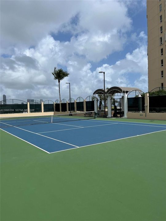 En Venta: $1,780,000 (2 camas, 2 baños, 1709 Pies cuadrados)