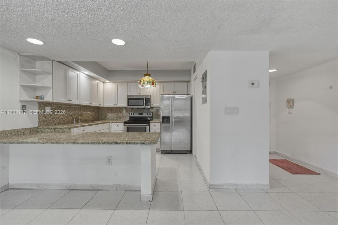 En Venta: $353,000 (3 camas, 2 baños, 1152 Pies cuadrados)