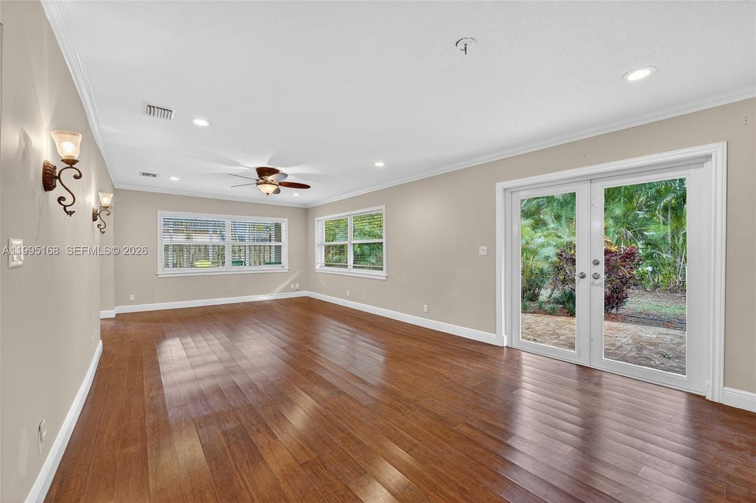 Second living/dining room