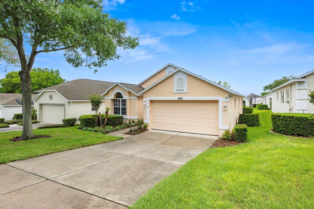 2144 Addison Ave-001