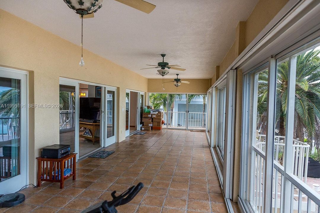 For Sale: $3,495,000 (4 beds, 2 baths, 2134 Square Feet)