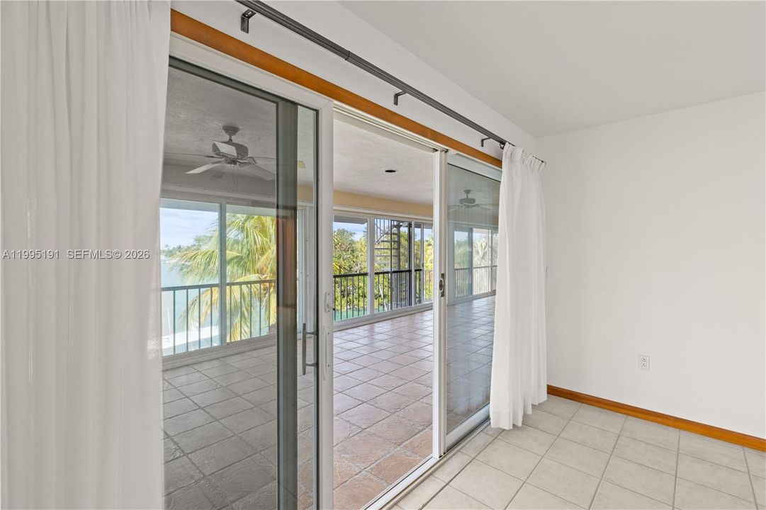 For Sale: $3,495,000 (4 beds, 2 baths, 2134 Square Feet)