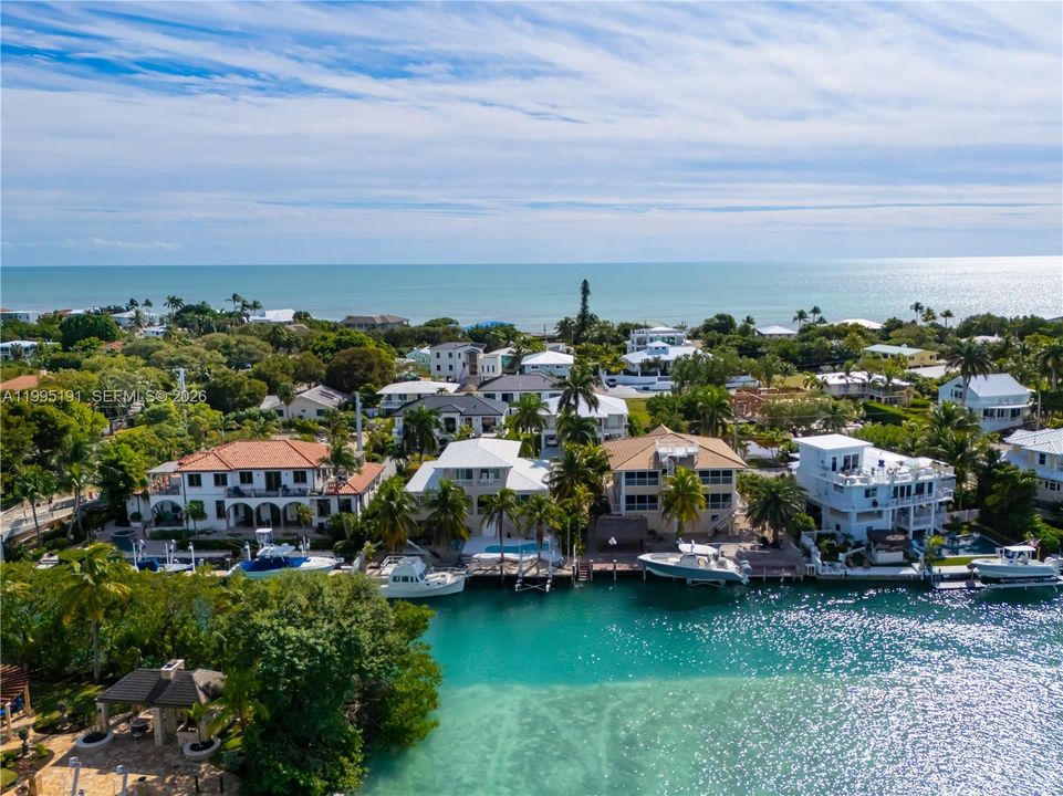 For Sale: $3,495,000 (4 beds, 2 baths, 2134 Square Feet)