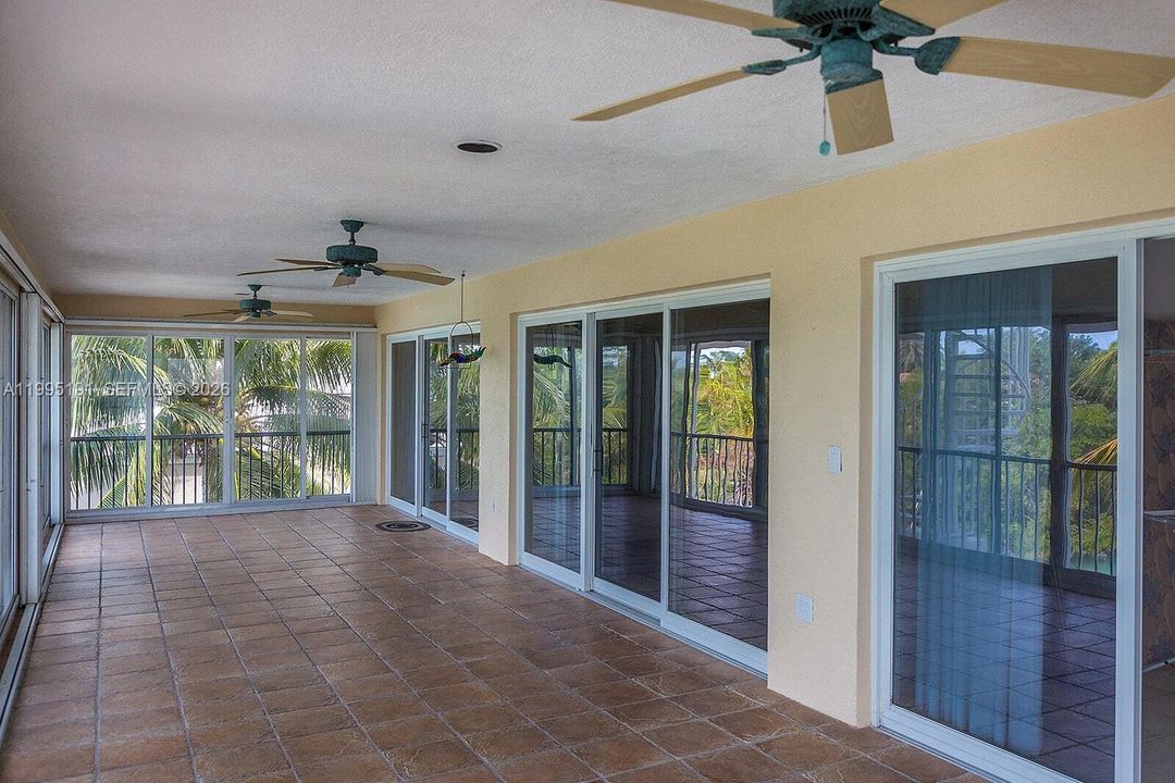 For Sale: $3,495,000 (4 beds, 2 baths, 2134 Square Feet)