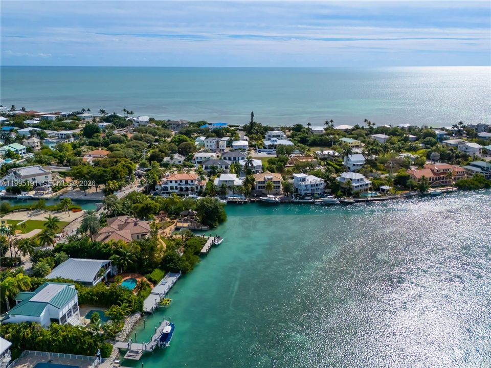 For Sale: $3,495,000 (4 beds, 2 baths, 2134 Square Feet)