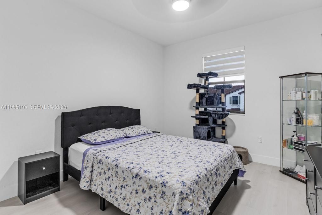 En Venta: $509,000 (4 camas, 2 baños, 1778 Pies cuadrados)