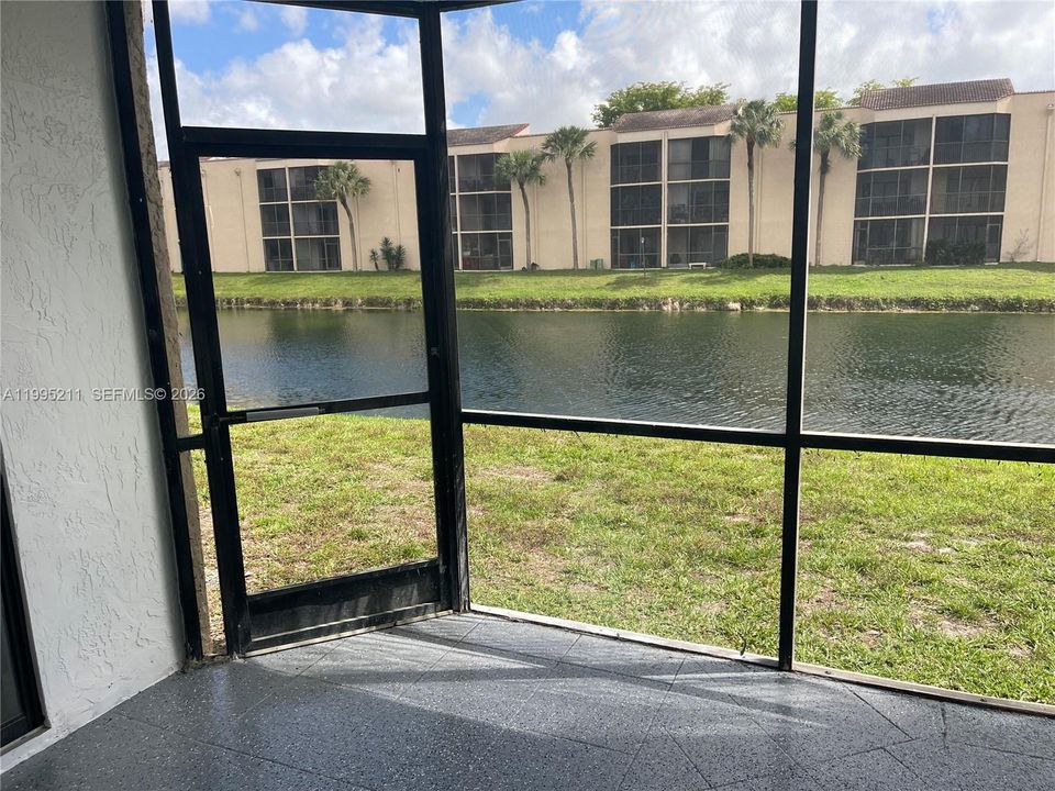 En Renta: $2,000 (2 camas, 2 baños, 820 Pies cuadrados)