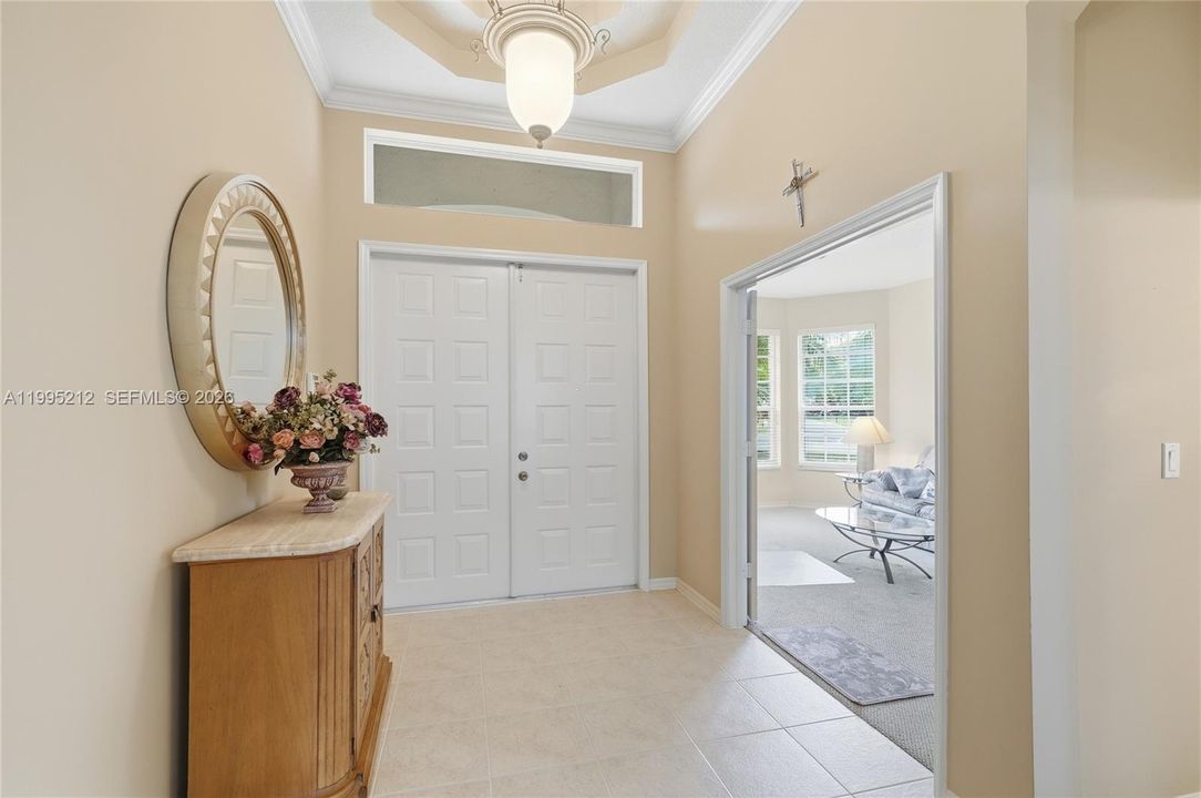 Vendido Recientemente: $950,000 (4 camas, 3 baños, 2525 Pies cuadrados)