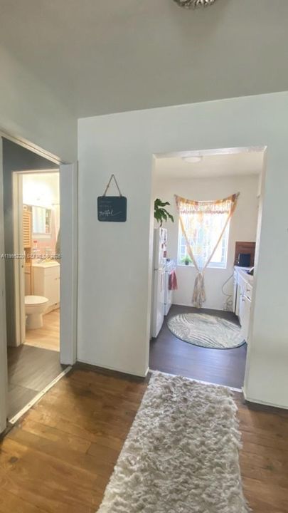 Active With Contract: $160,000 (0 beds, 1 baths, 420 Square Feet)