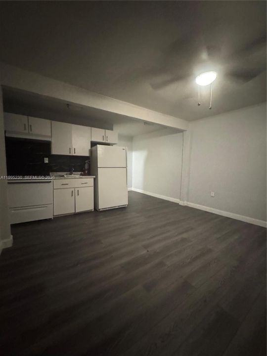 En Renta: $1,400 (1 camas, 1 baños, 900 Pies cuadrados)