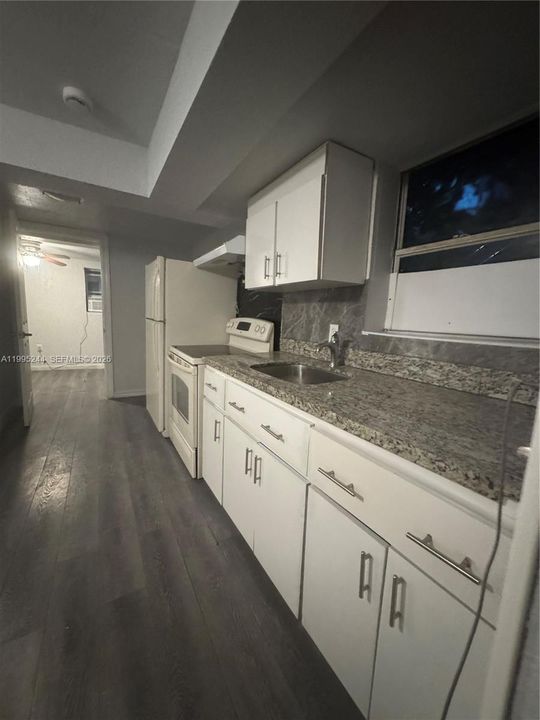 En Renta: $1,800 (2 camas, 1 baños, 1400 Pies cuadrados)