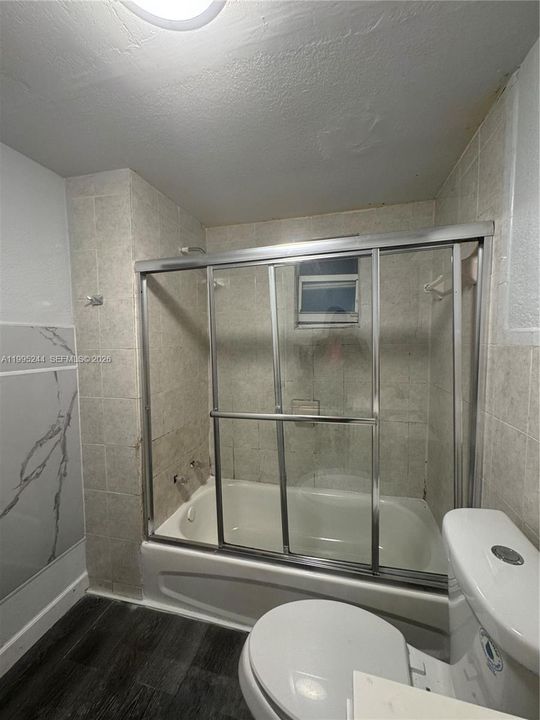 En Renta: $1,800 (2 camas, 1 baños, 1400 Pies cuadrados)