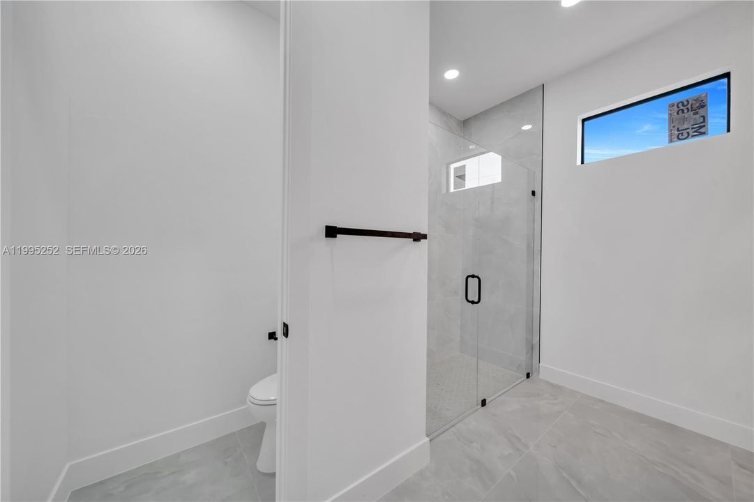 На продажу: $430,000 (4 спален, 3 ванн, 1778 Квадратных фут)
