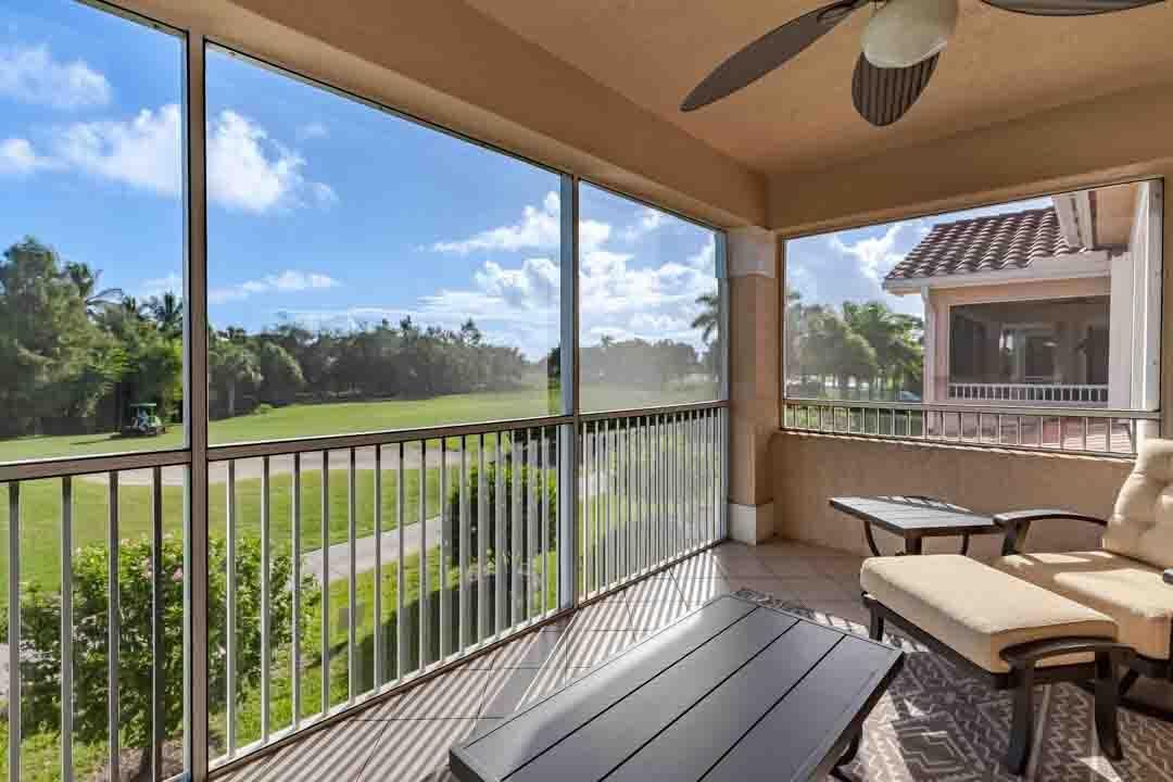2371 SW Carriage Hill Terrace Unit 202-1