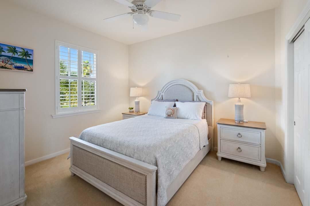 2371 SW Carriage Hill Terrace Unit 202-4