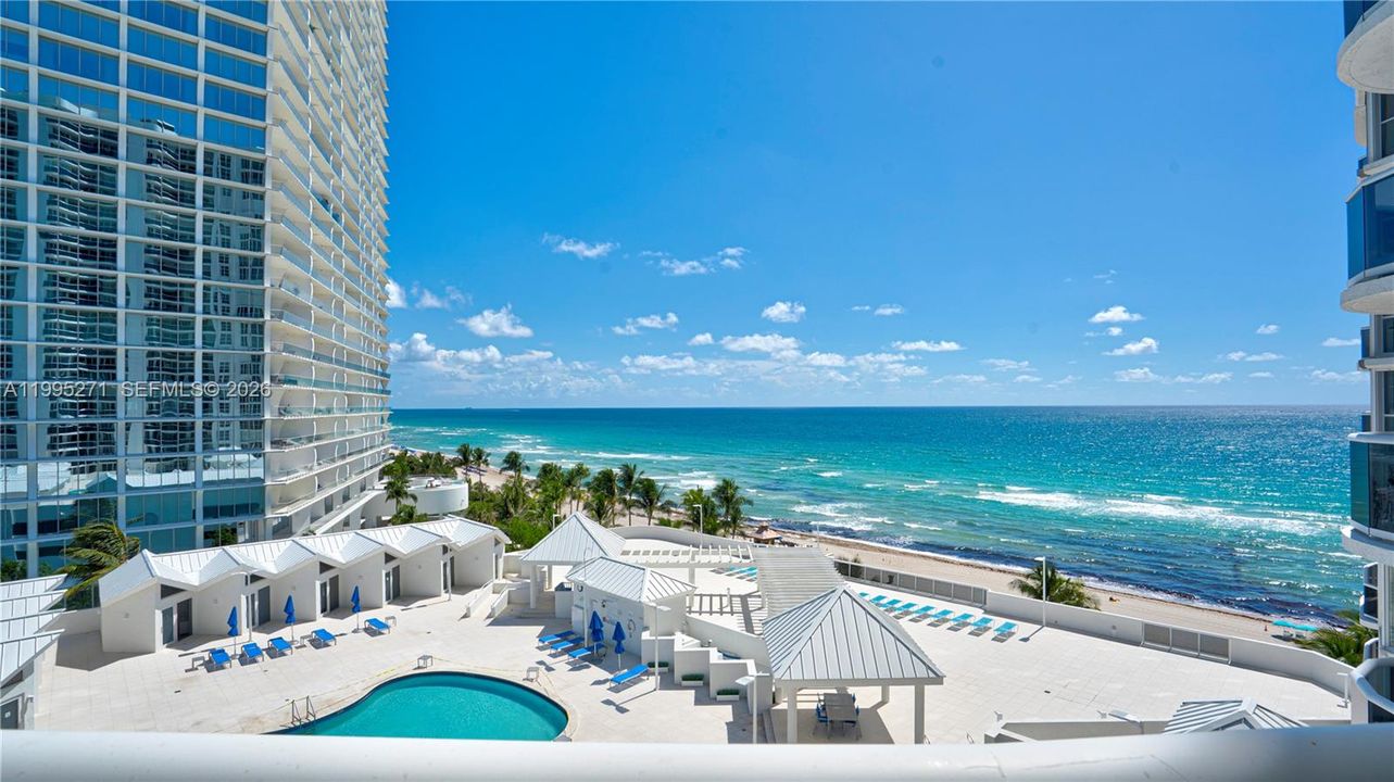 For Sale: $1,595,000 (3 beds, 2 baths, 1820 Square Feet)