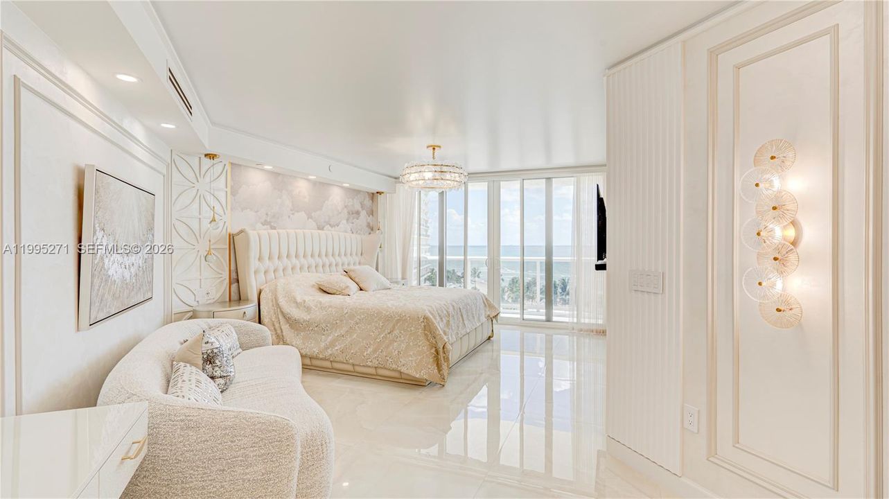 For Sale: $1,595,000 (3 beds, 2 baths, 1820 Square Feet)