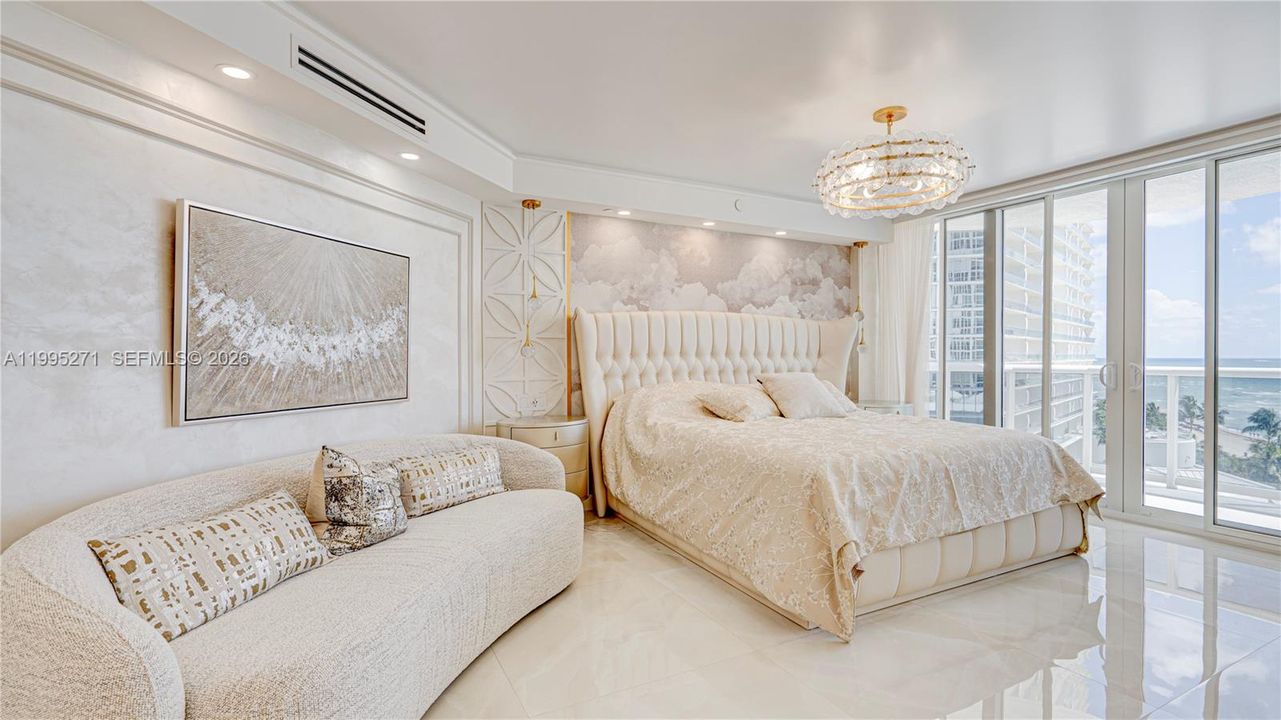 For Sale: $1,595,000 (3 beds, 2 baths, 1820 Square Feet)
