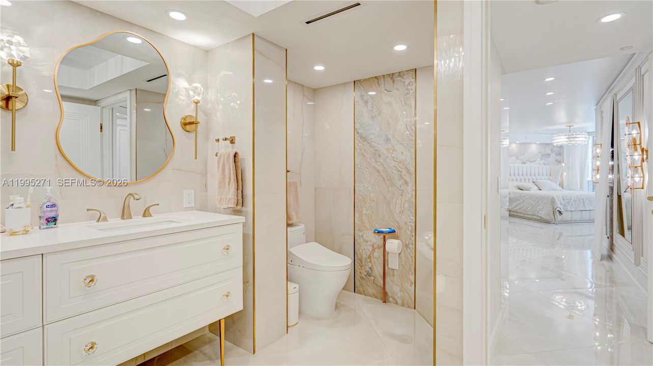 For Sale: $1,595,000 (3 beds, 2 baths, 1820 Square Feet)
