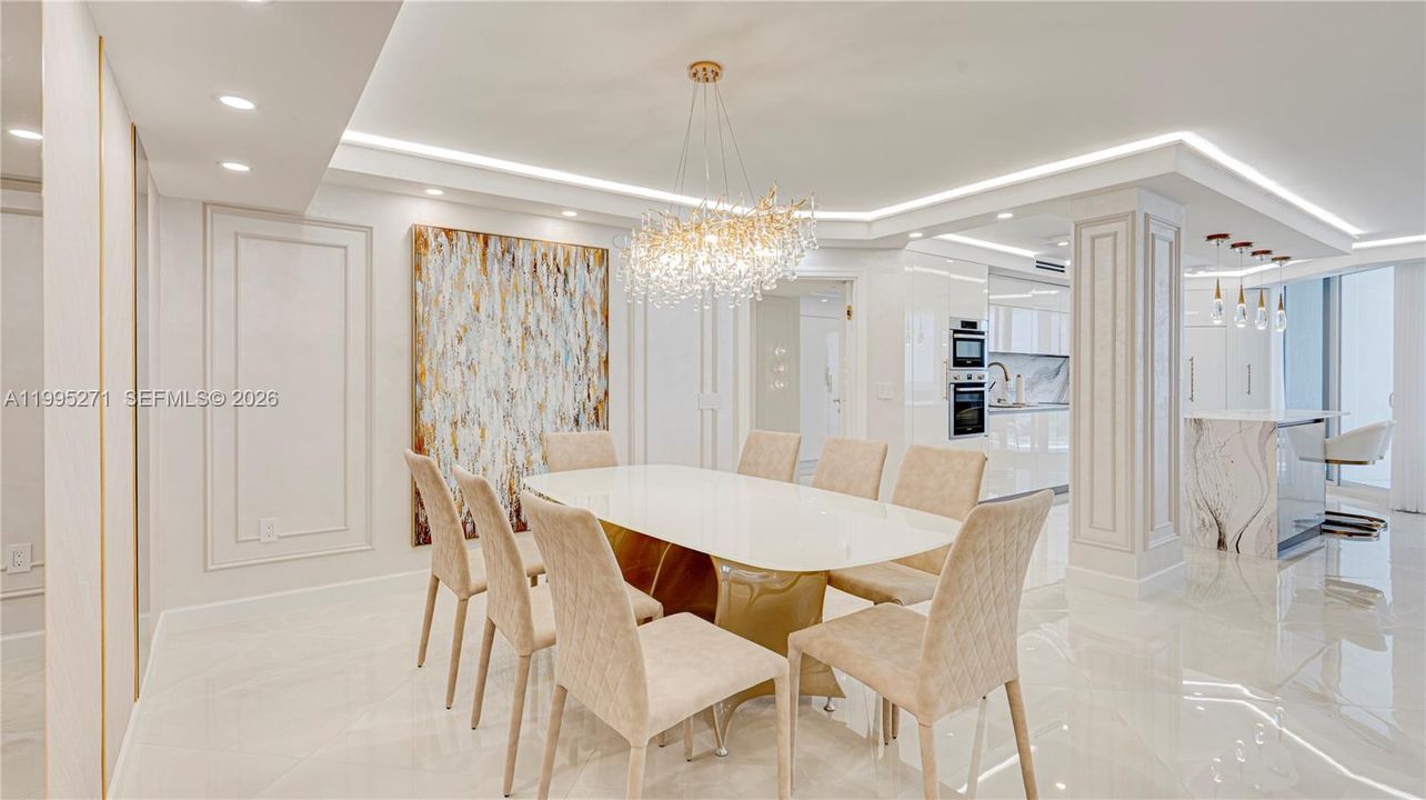 For Sale: $1,595,000 (3 beds, 2 baths, 1820 Square Feet)