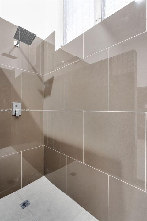 В аренду: $31 (0 спален, 0 ванн, 0 Квадратных фут)