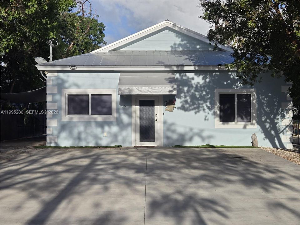 For Sale: $619,500 (3 beds, 2 baths, 1568 Square Feet)