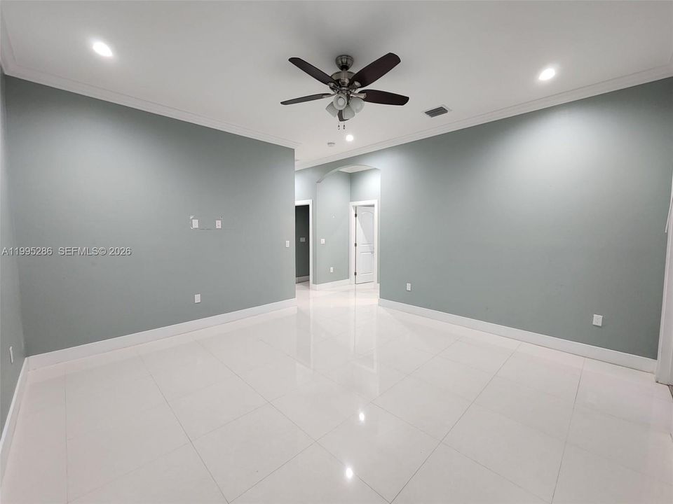 For Sale: $619,500 (3 beds, 2 baths, 1568 Square Feet)