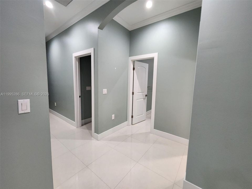 For Sale: $619,500 (3 beds, 2 baths, 1568 Square Feet)
