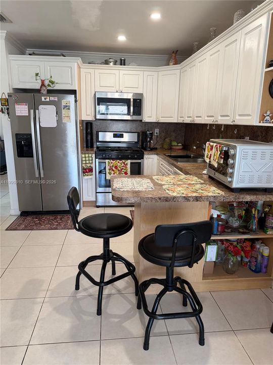 En Venta: $369,000 (2 camas, 2 baños, 1138 Pies cuadrados)