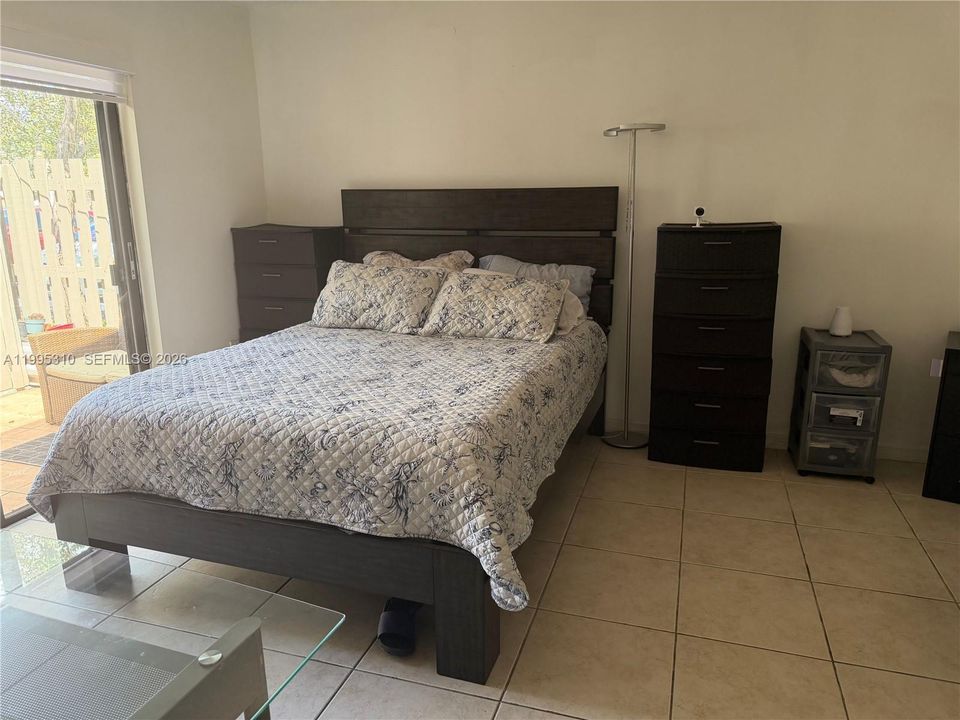 En Venta: $369,000 (2 camas, 2 baños, 1138 Pies cuadrados)