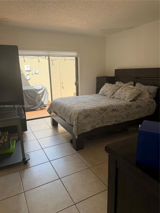 En Venta: $369,000 (2 camas, 2 baños, 1138 Pies cuadrados)