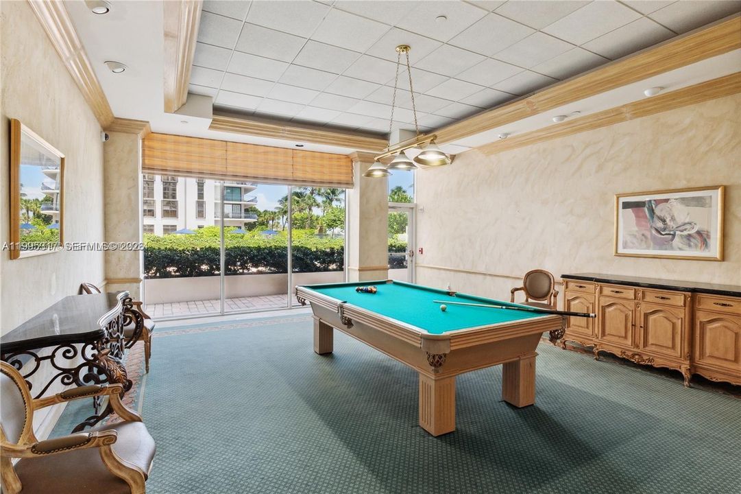 En Venta: $1,395,000 (2 camas, 2 baños, 1500 Pies cuadrados)