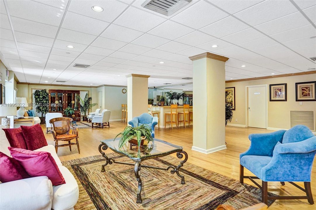 SOCIAL ROOM FOR PARTIES